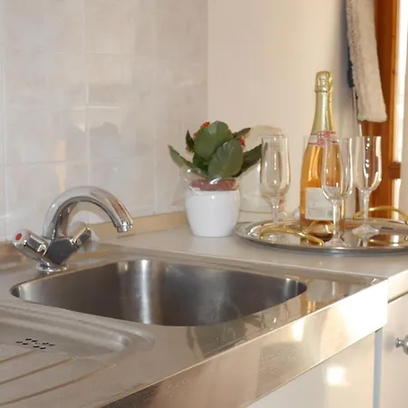 Jure With Sea View Vendégház Dugi Rat