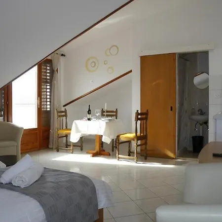 Jure With Sea View 3* Dugi Rat