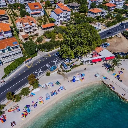 Jure With Sea View Vendégház Dugi Rat