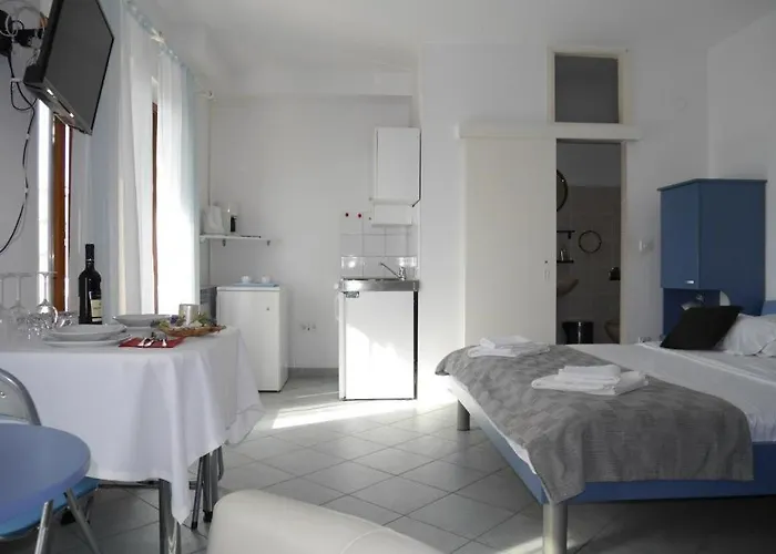 Jure With Sea View 3* Dugi Rat