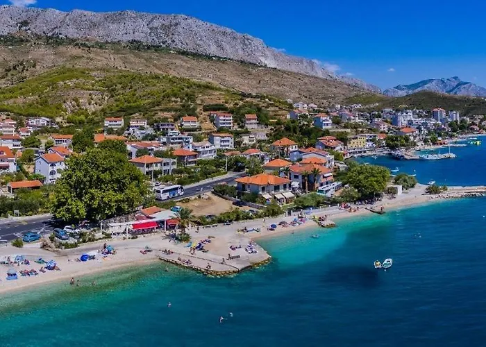 Pensionat Jure With Sea View